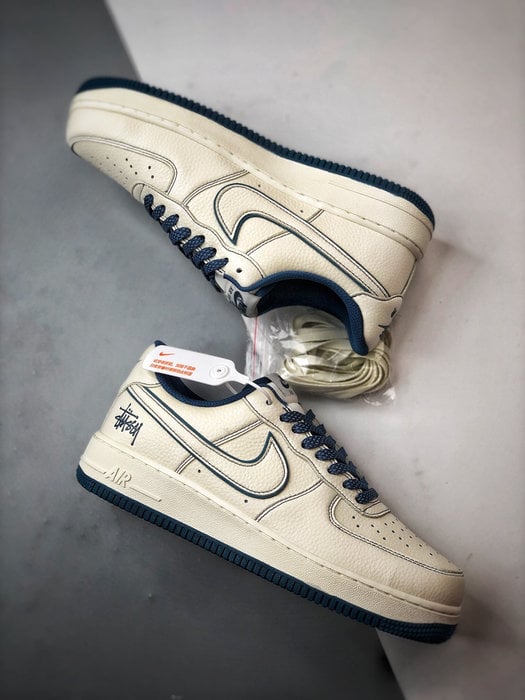 Stussy x Air Force 1 Low Branco e Azul - Vista 6