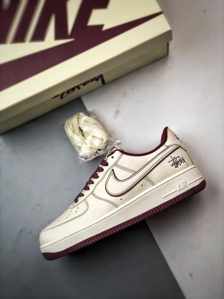 Stussy x Air Force 1 Low Branco e Vinho - Vista 8