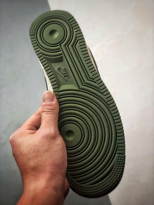 Stussy x Air Force 1 Low Branco e Verde - Vista 4