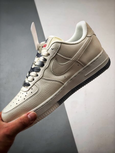 Sup x Air Force 1 Low Branco e Cinzento Gradiente Três Ganchos - Vista 5