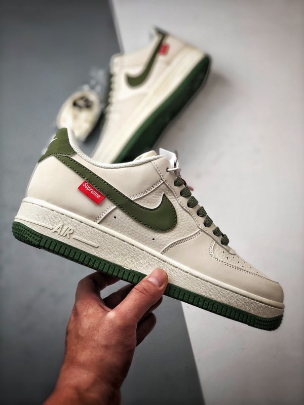 Sup x Air Force 1 Low Creme e Verde 3M - Vista 7