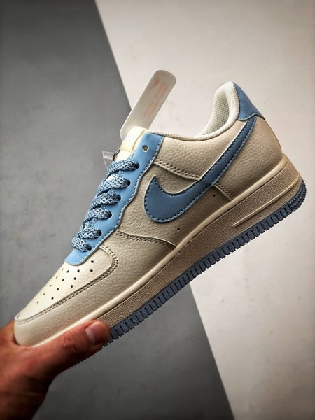 Sup x Air Force 1 Low Branco e Azul - Vista 5