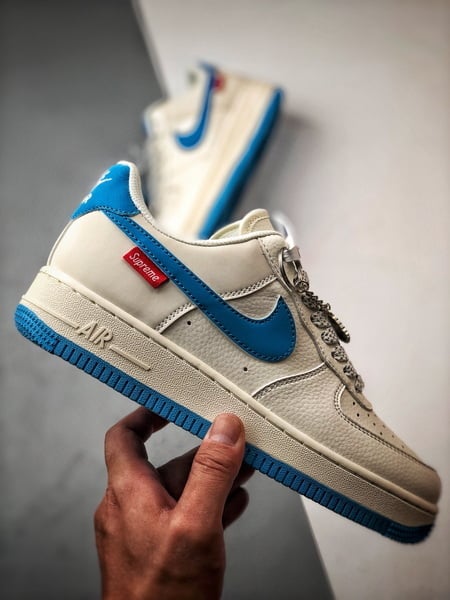 Sup x Air Force 1 Low Off-White e Azul 3M - Vista 7