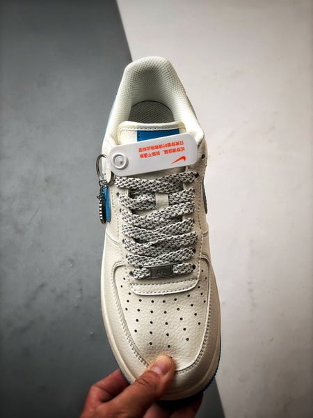 Sup x Air Force 1 Low Off-White e Azul 3M - Vista 9