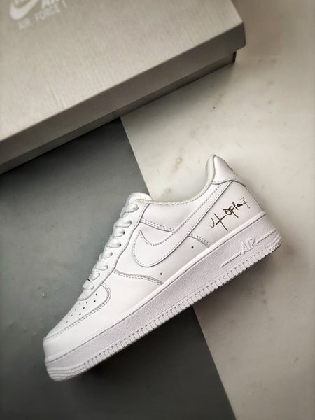 Travis Scott x Air Force 1 Low Branco - Vista 8