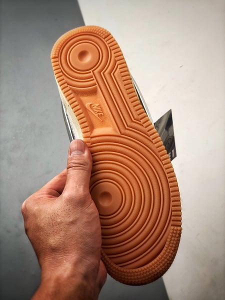 Travis Scott x Air Force 1 Low Sail - Vista 4