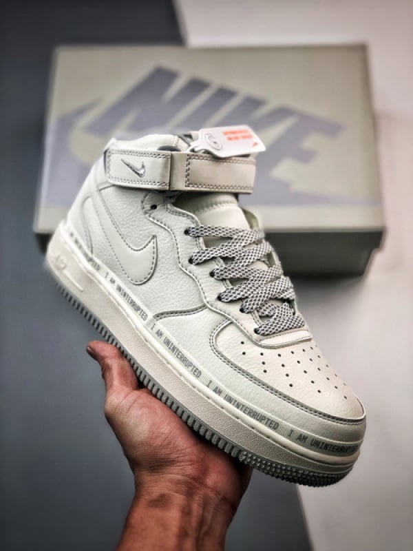 Uninterrupted x Air Force 1 MORE THAN - Vista 1