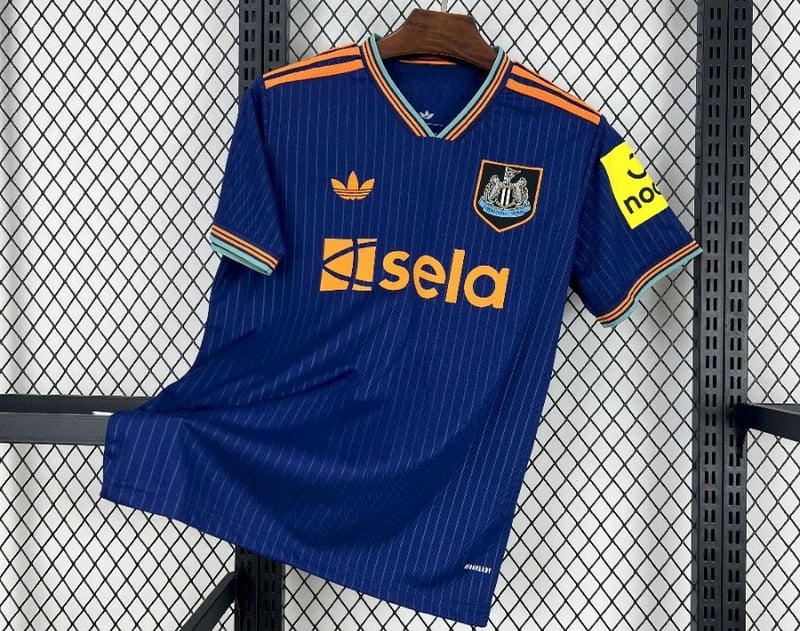 Camisola Newcastle United Terceira 25/26 - Vista 1