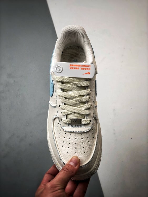 Vlone x Air Force 1 Low Creme e Azul Claro - Vista 9