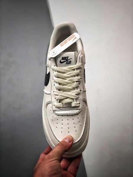 Vlone x Air Force 1 Low Bege e Preto - Vista 9