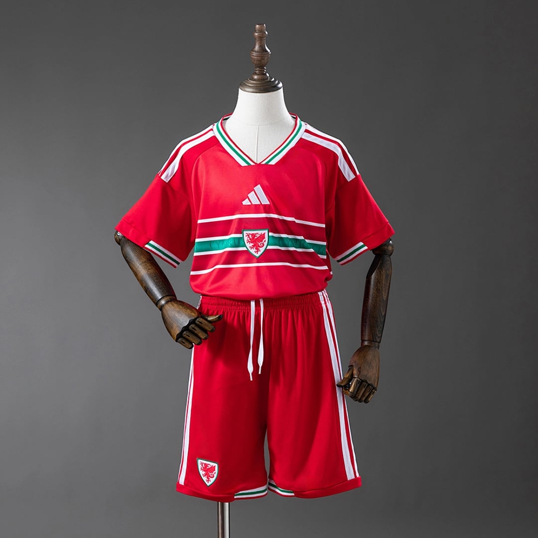 Kit Crianca Pais de Gales Principal 2026 - Vista 1