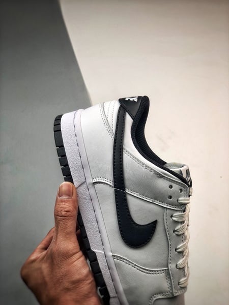 NK Dunk Low White/Black - Vista 7