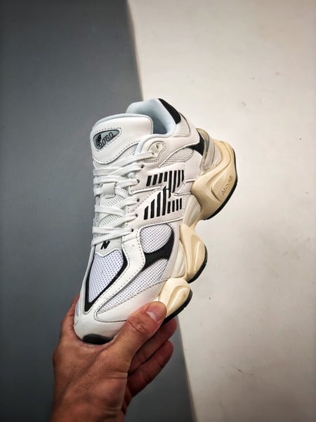 NB 9060 Branco e Preto - Vista 6