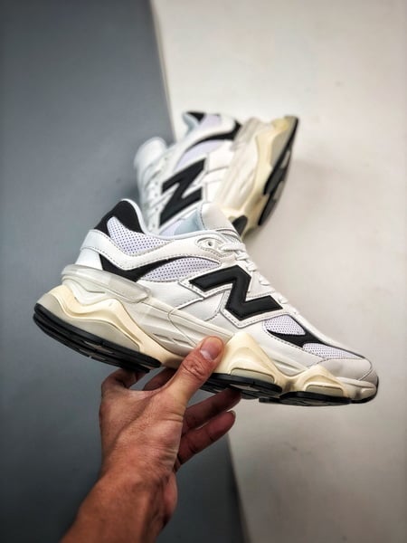 NB 9060 Branco e Preto - Vista 4