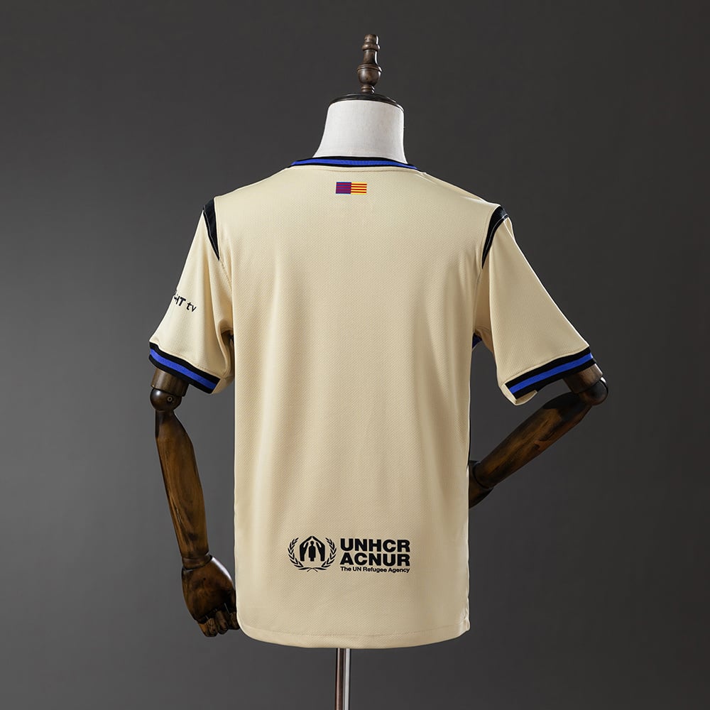 Barcelona 25/26 Away - Vista 2