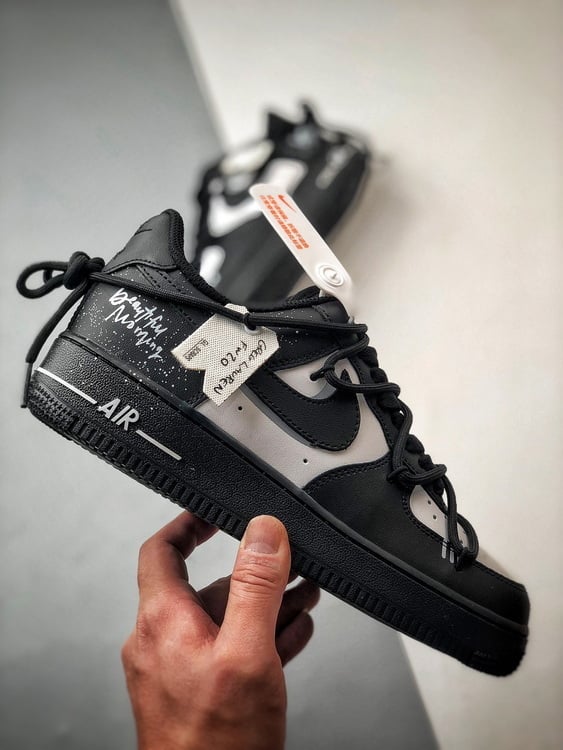 Nike Air Force 1 Low Branco e preto Clássico - Vista 4