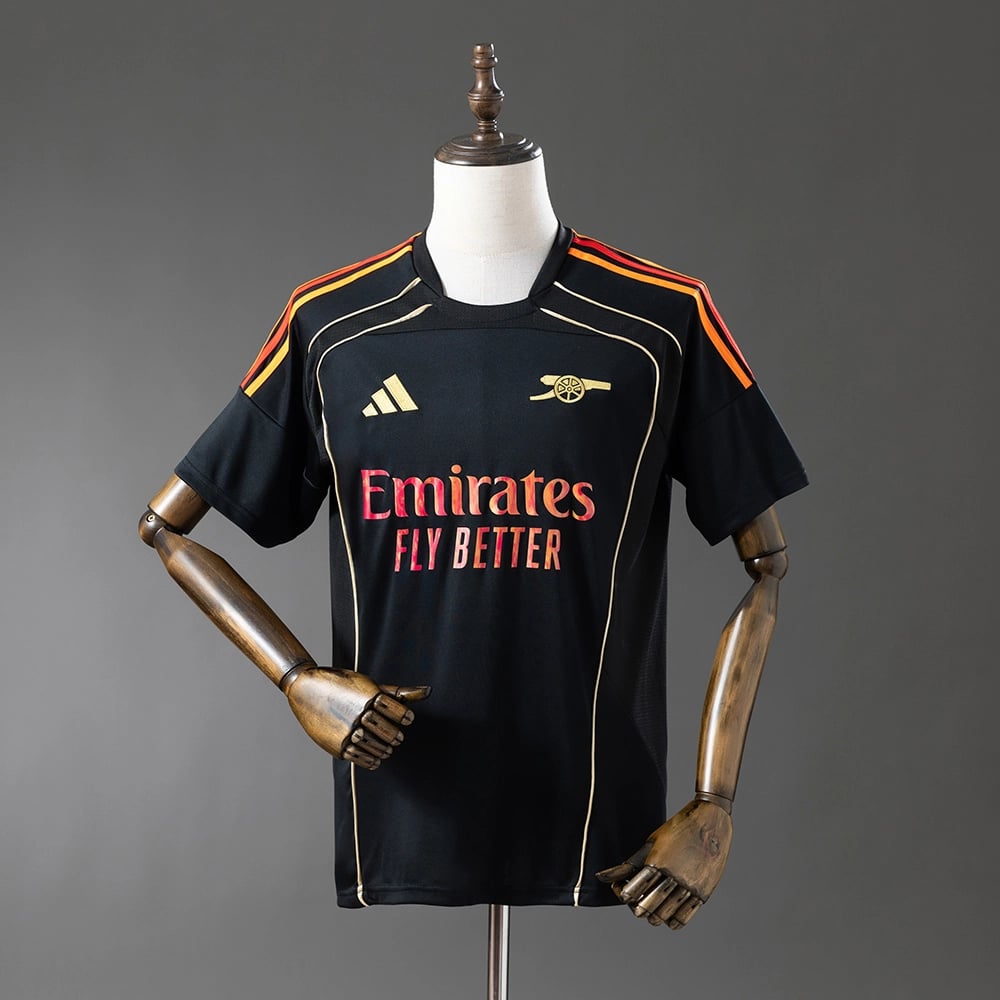 Camisola Arsenal 2025/26 Retro Style Collaboration - Vista 1