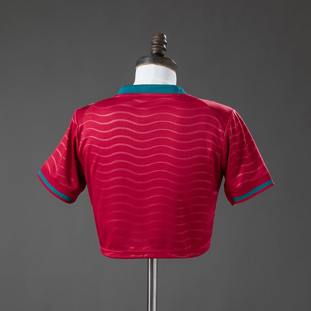Camisola Principal Portugal Crop Top Feminina 2026 - Vista 2