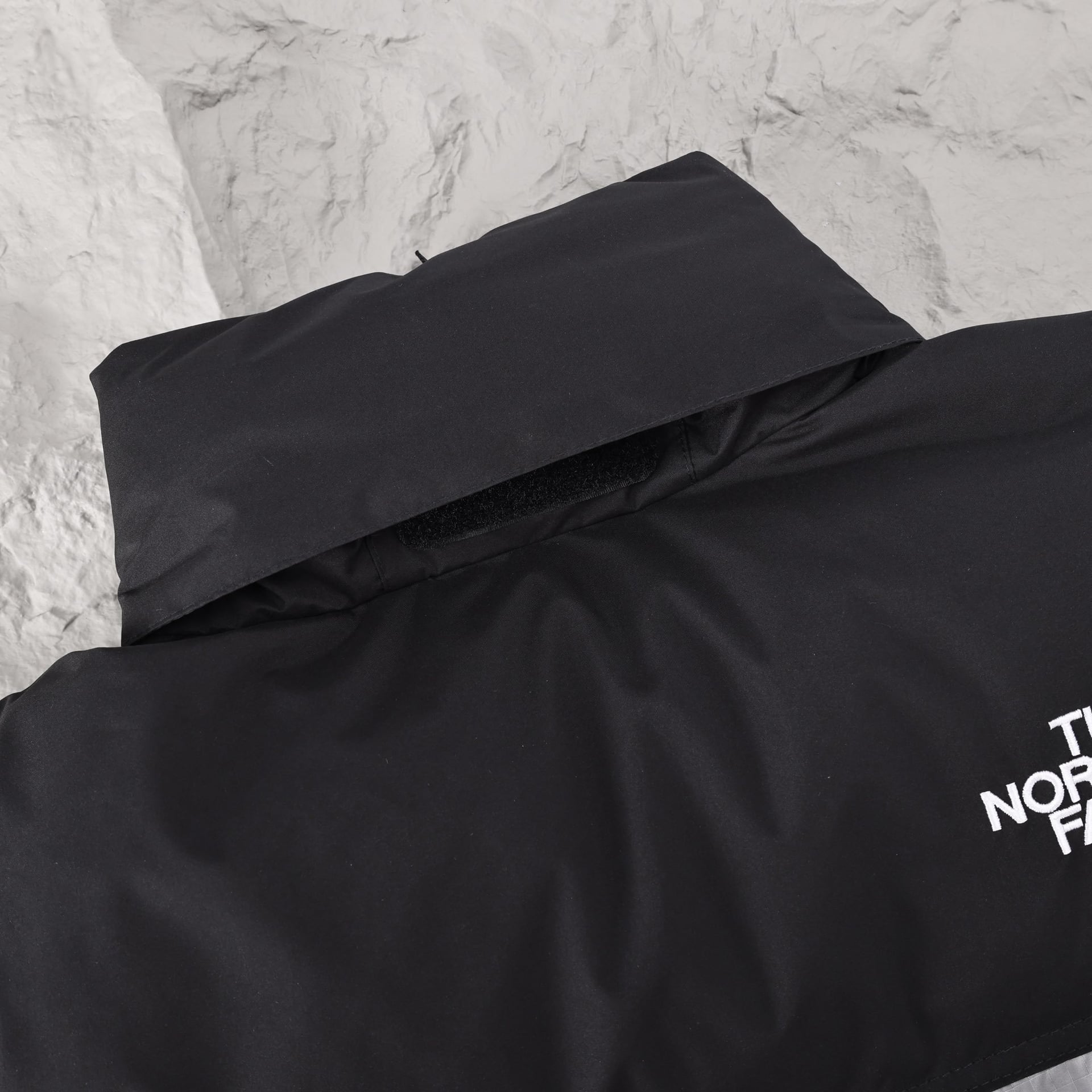 The North Face classic 700 cinza - Vista 5