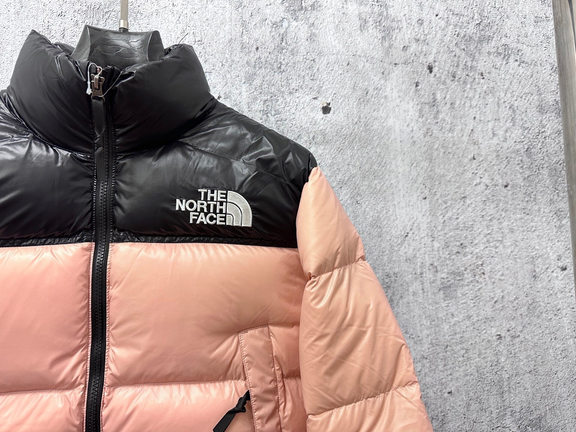 The North Face classic 700 mulher salmão - Vista 6