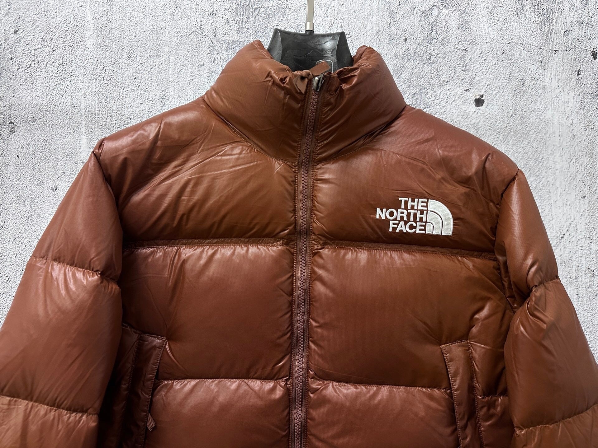 The North Face classic 700 mulher castanho - Vista 4