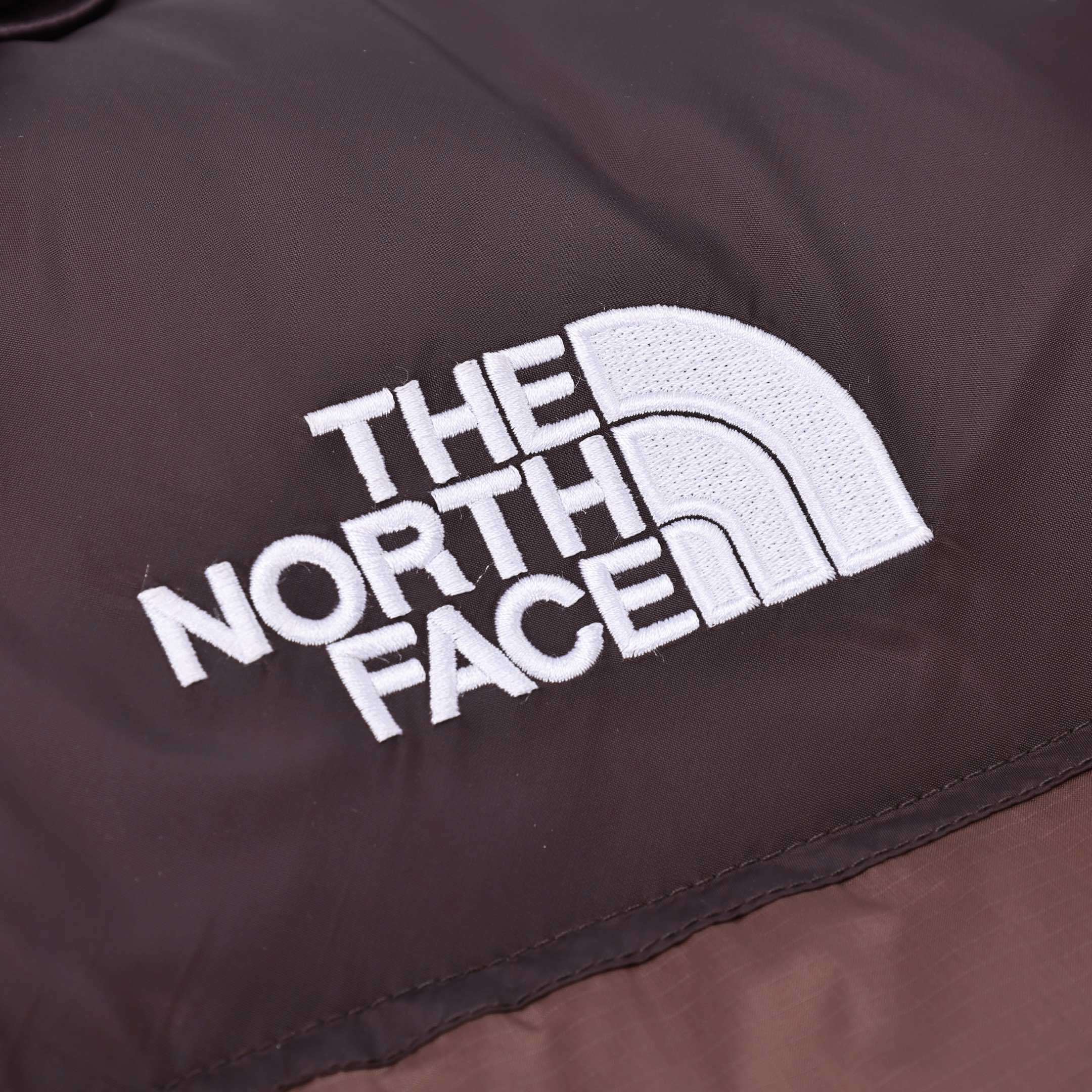 The North Face classic 700 Vinho - Vista 4