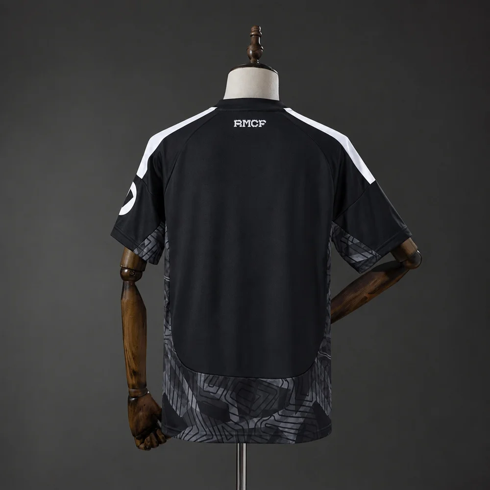 Camisola Guarda-Redes Real Madrid 2026/2027 - Vista 2