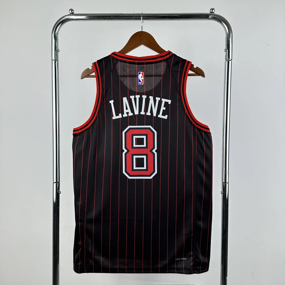 Camisola NBA Chicago Bulls Statement Edition 2025/26 - Zach LaVine #8 - Vista 1