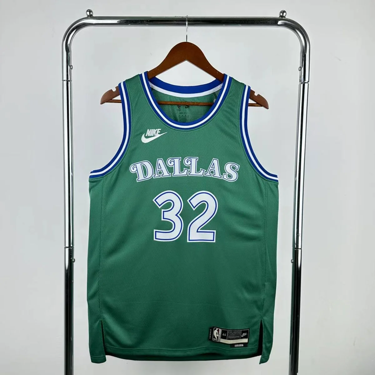 Camisola NBA Dallas Mavericks Classic Edition Verde 2025/26 - Cooper Flagg #32 - Vista 2
