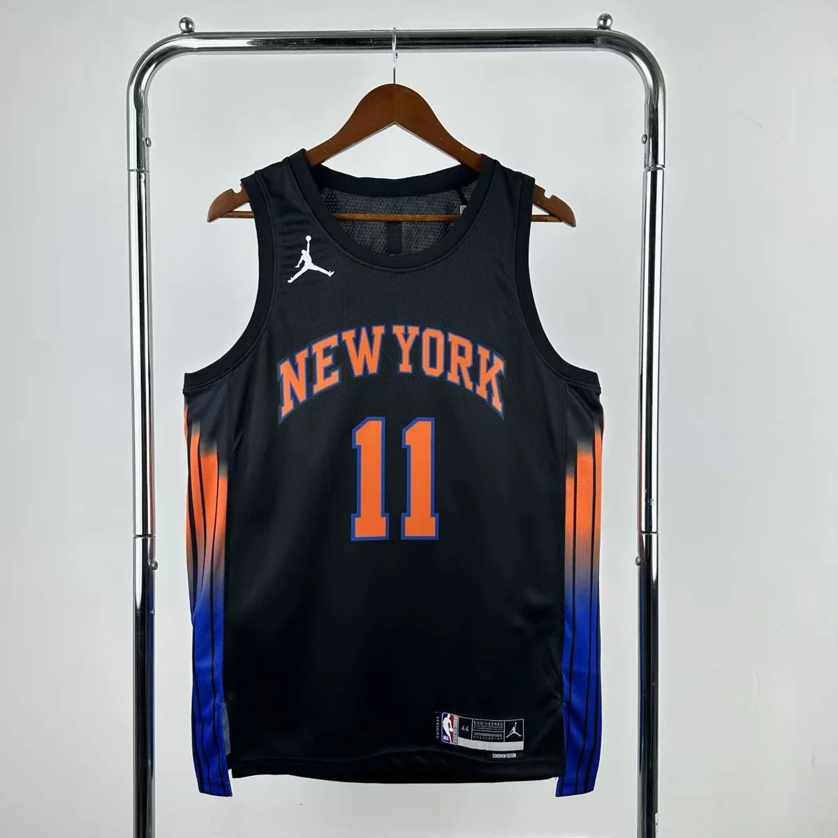 Camisola NBA New York Knicks Statement Edition 2025/26 - Jalen Brunson #11 - Vista 2