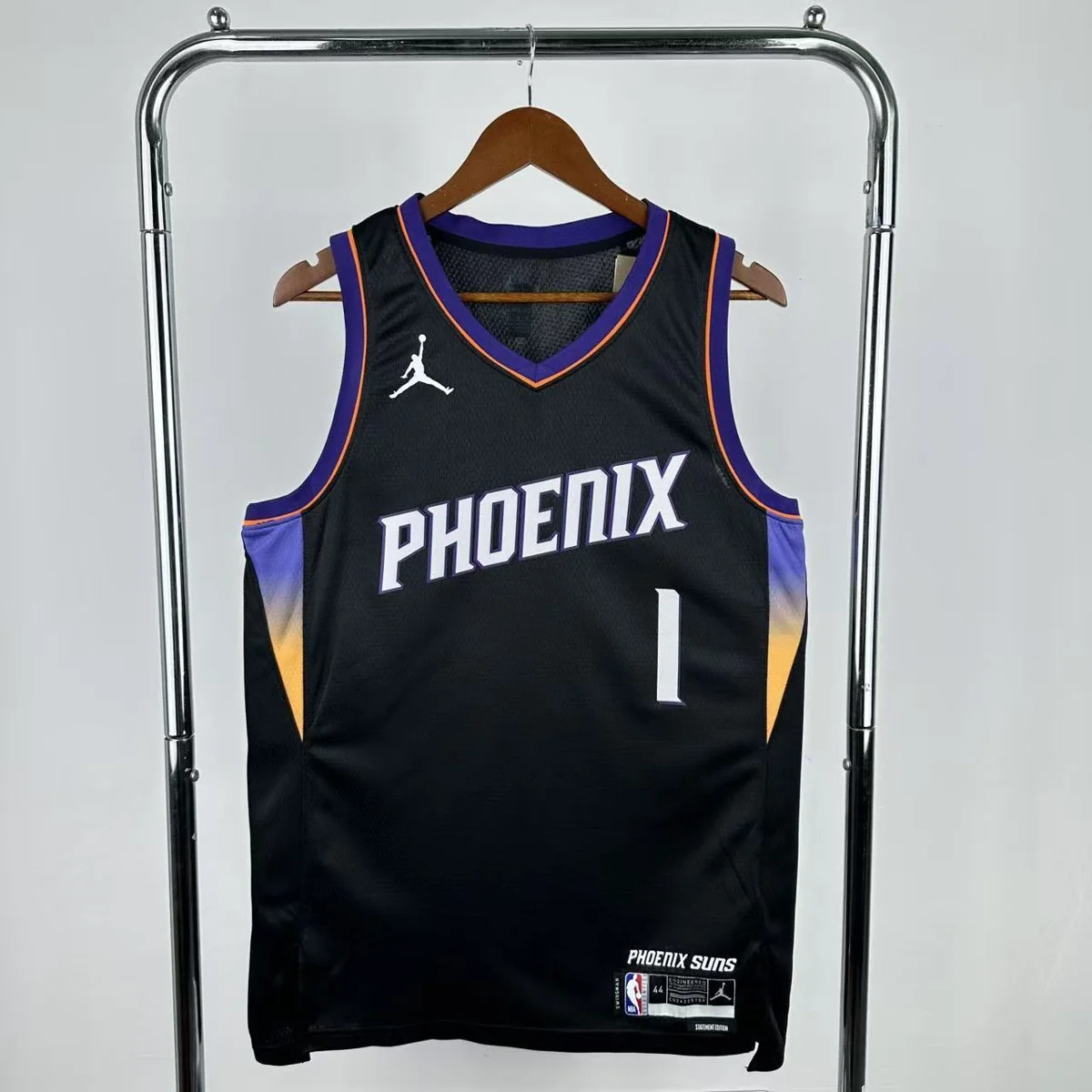 Camisola NBA Phoenix Suns Statement Edition 2025/26 - Devin Booker #1 - Vista 2