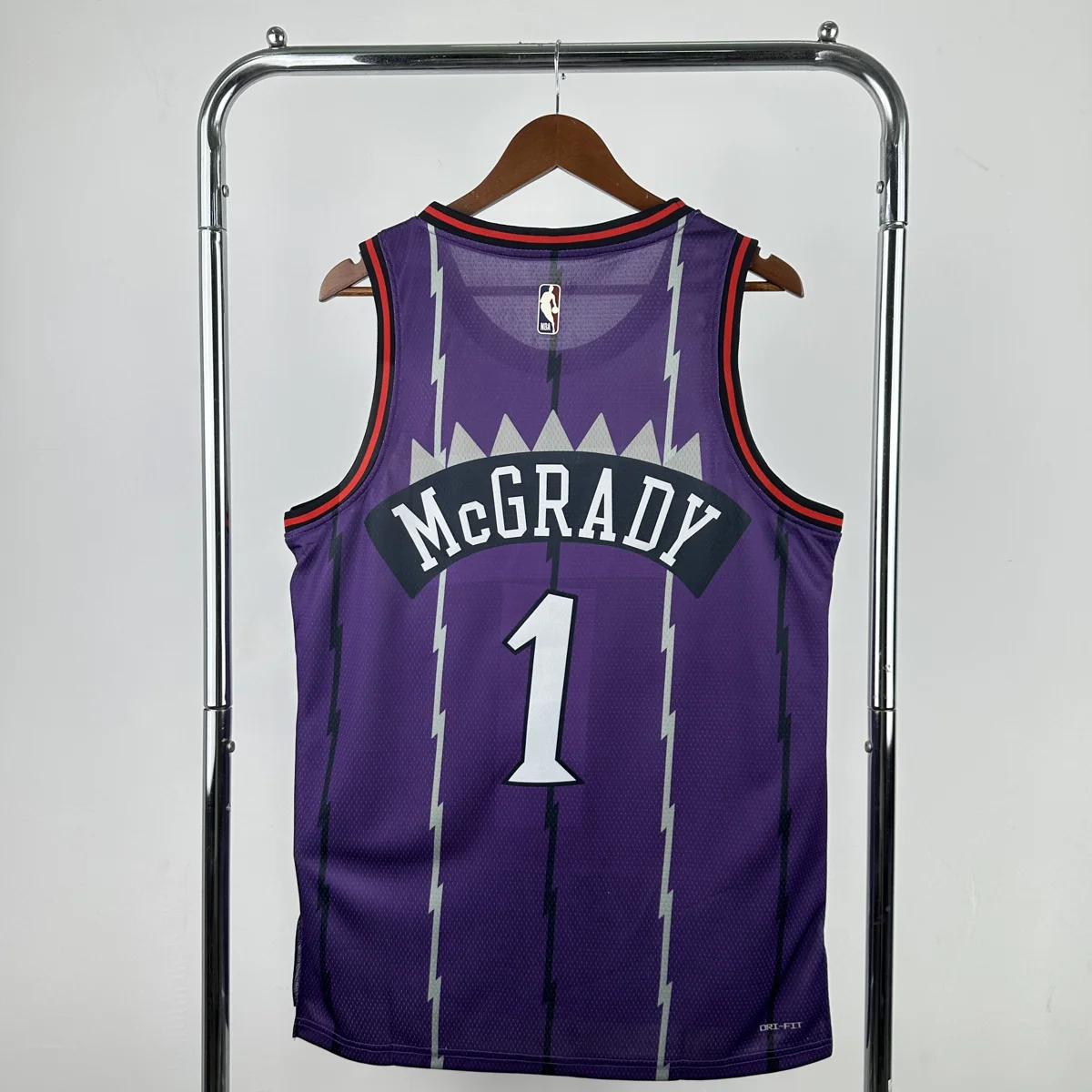 Camisola NBA Toronto Raptors Classic Edition Roxa 2025/26 - Tracy McGrady #1 - Vista 1