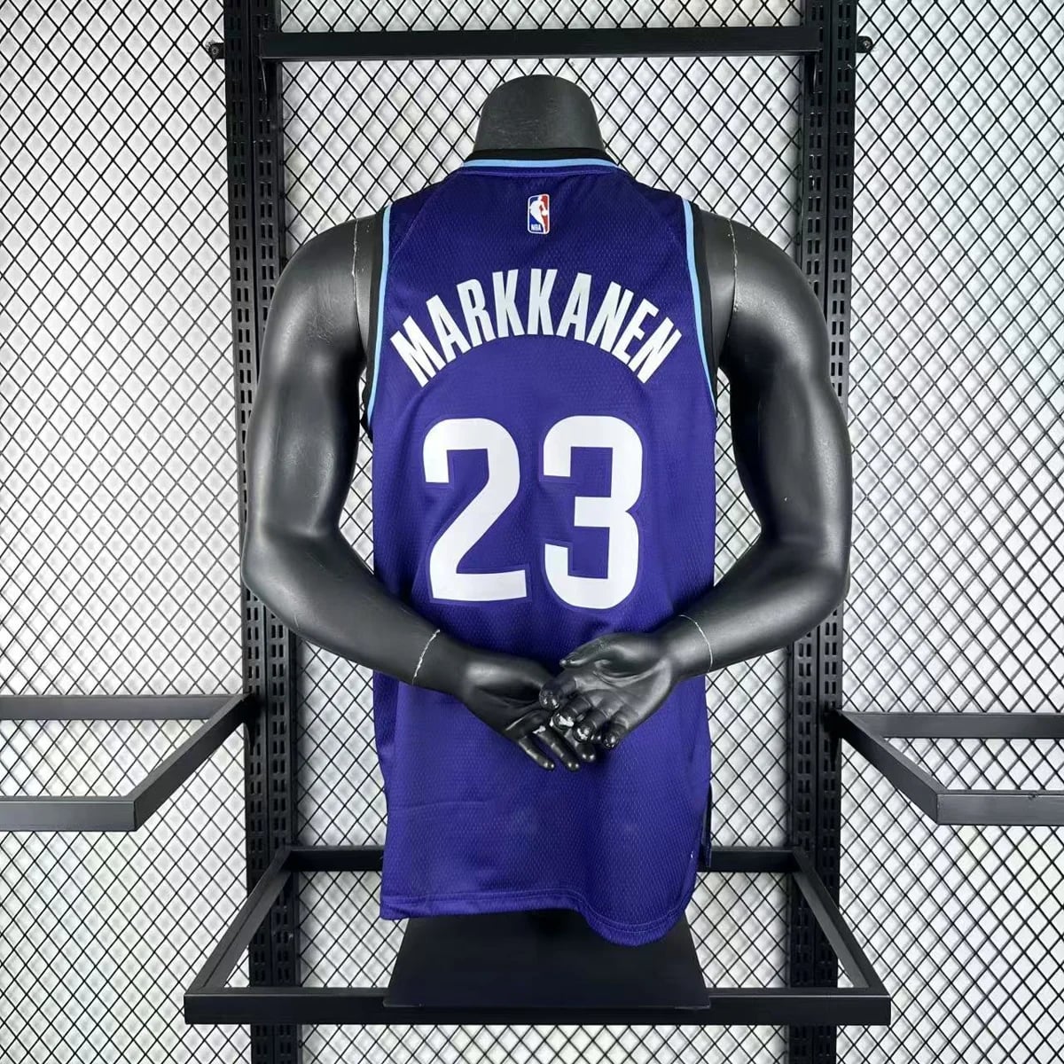 Camisola NBA Utah Jazz Roxa 2025/26 - Lauri Markkanen #23 - Vista 1