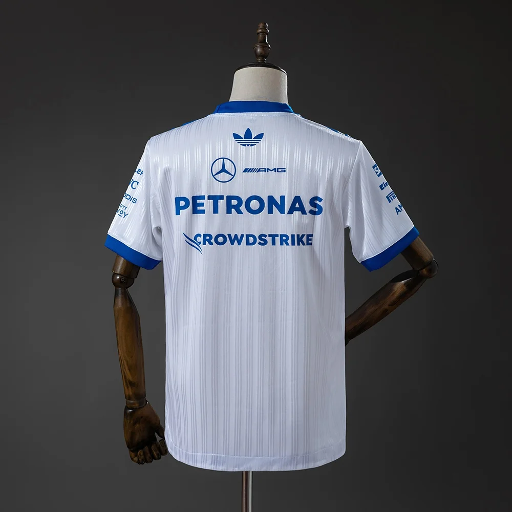 T-Shirt Mercedes-AMG F1 Branco 2026 (Versão Jogador) - Vista 2