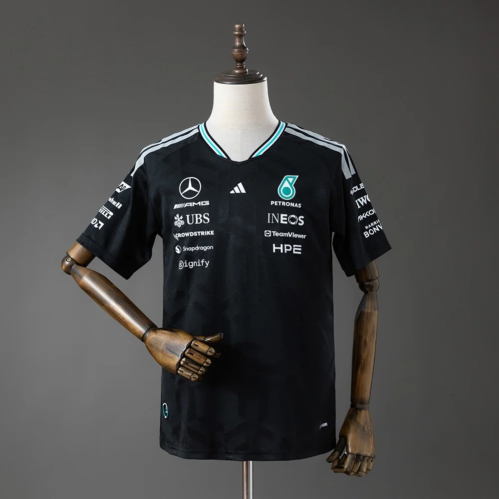 T-Shirt Mercedes-AMG F1 Preto 2026 - Vista 1