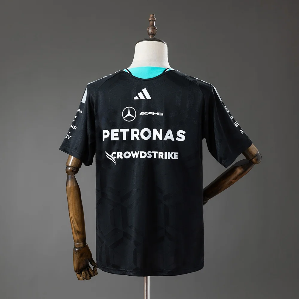 T-Shirt Mercedes-AMG F1 Preto 2026 - Vista 2