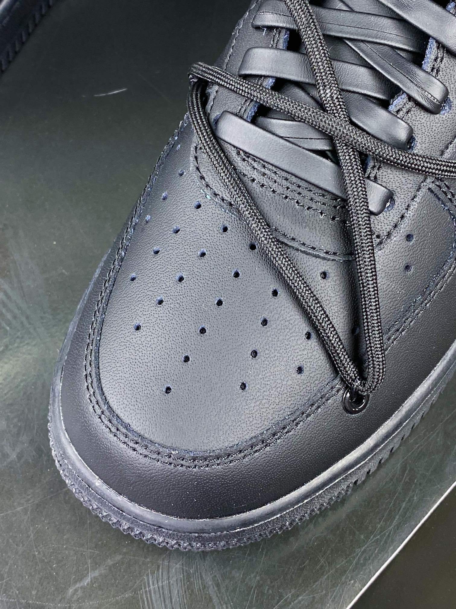 Nike All Black Samurai - Vista 6