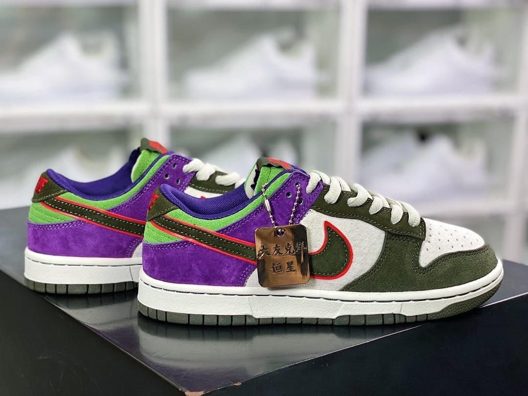 NK Dunk Low Verde Militar Creme Roxo - Vista 2
