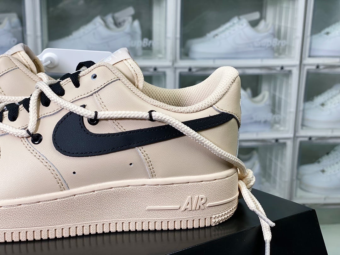 Nike Caramel Amarelo e Preto Cordões - Vista 9