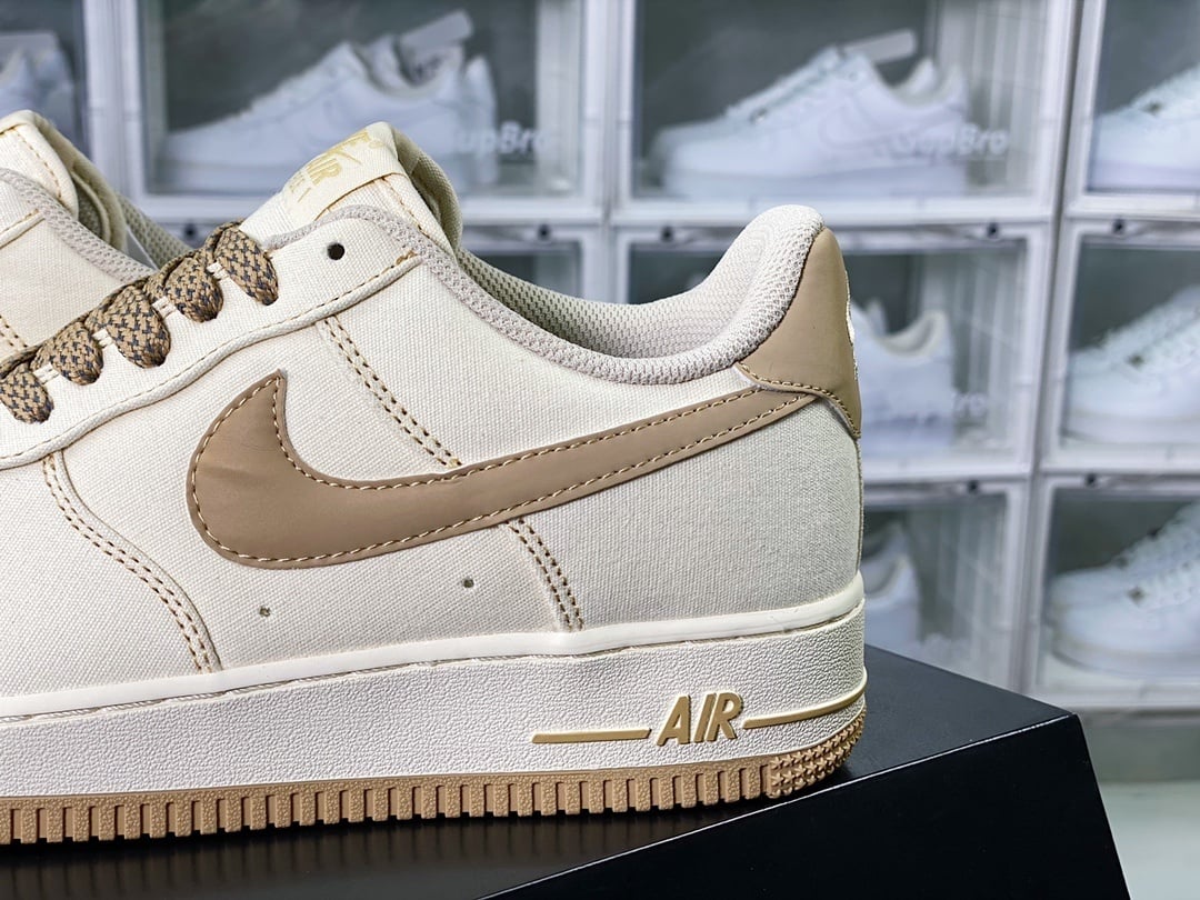Nike Canvas Creme e Marrom com Reflexivo - Vista 9