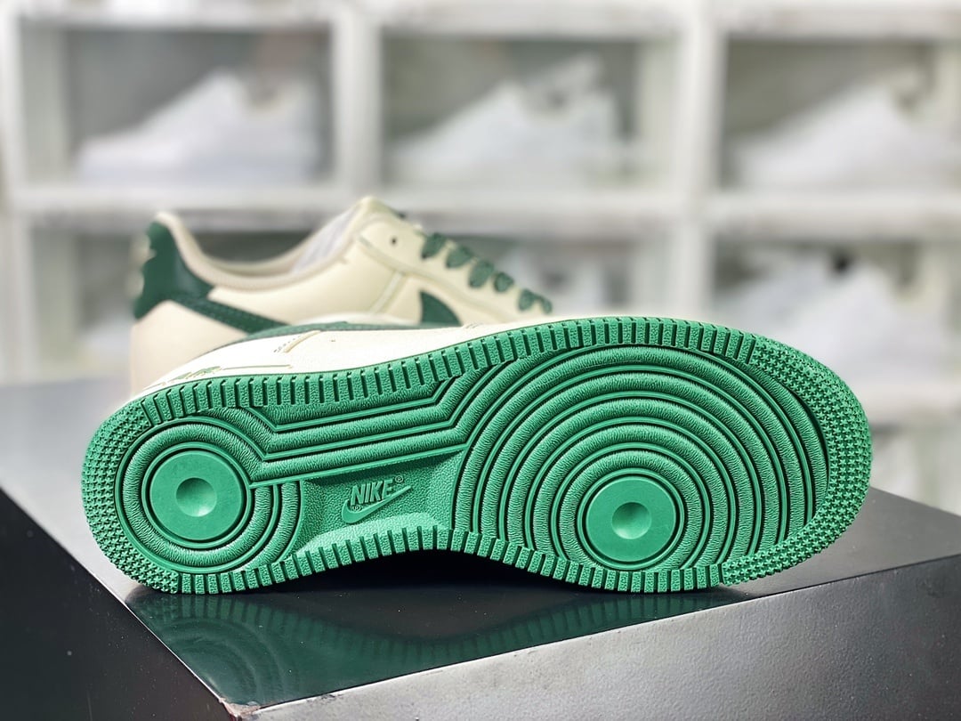 Nike Canvas Creme e Verde Escuro Reflective - Vista 5