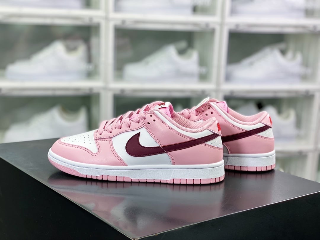 NK Dunk Low Dia dos Namorados Rosa, Branco e Vermelho - Vista 2