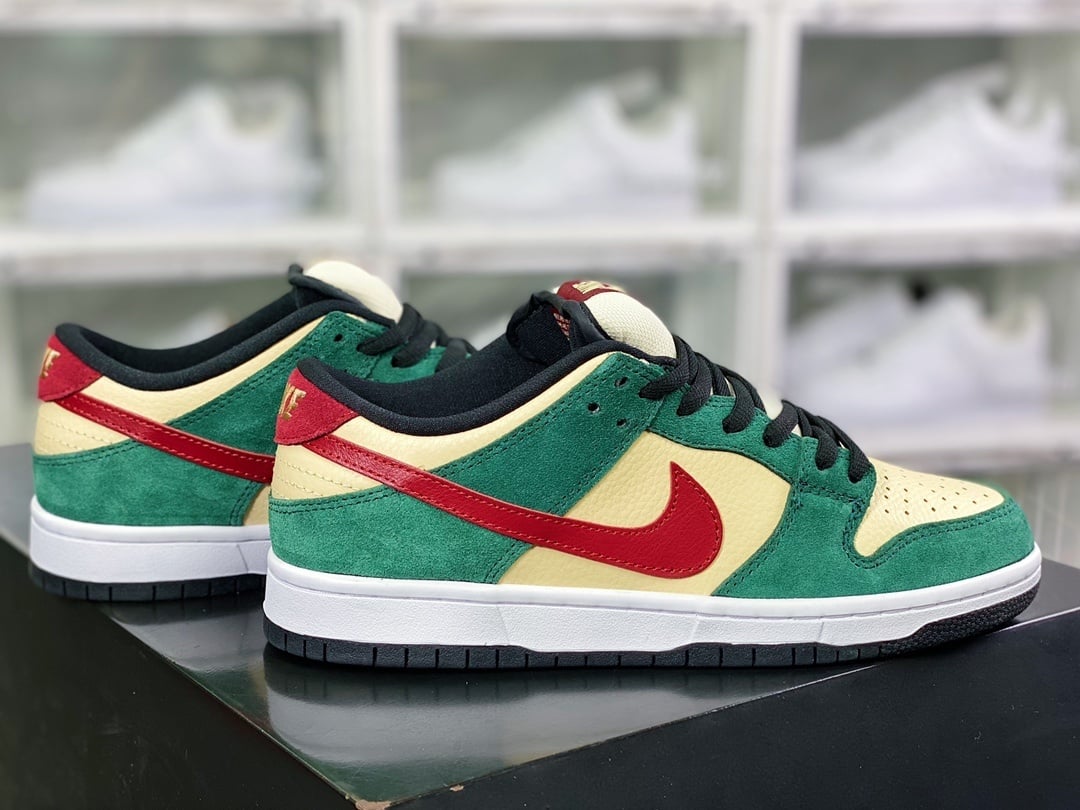 NK Dunk Low Las Vegas Heineken - Vista 2