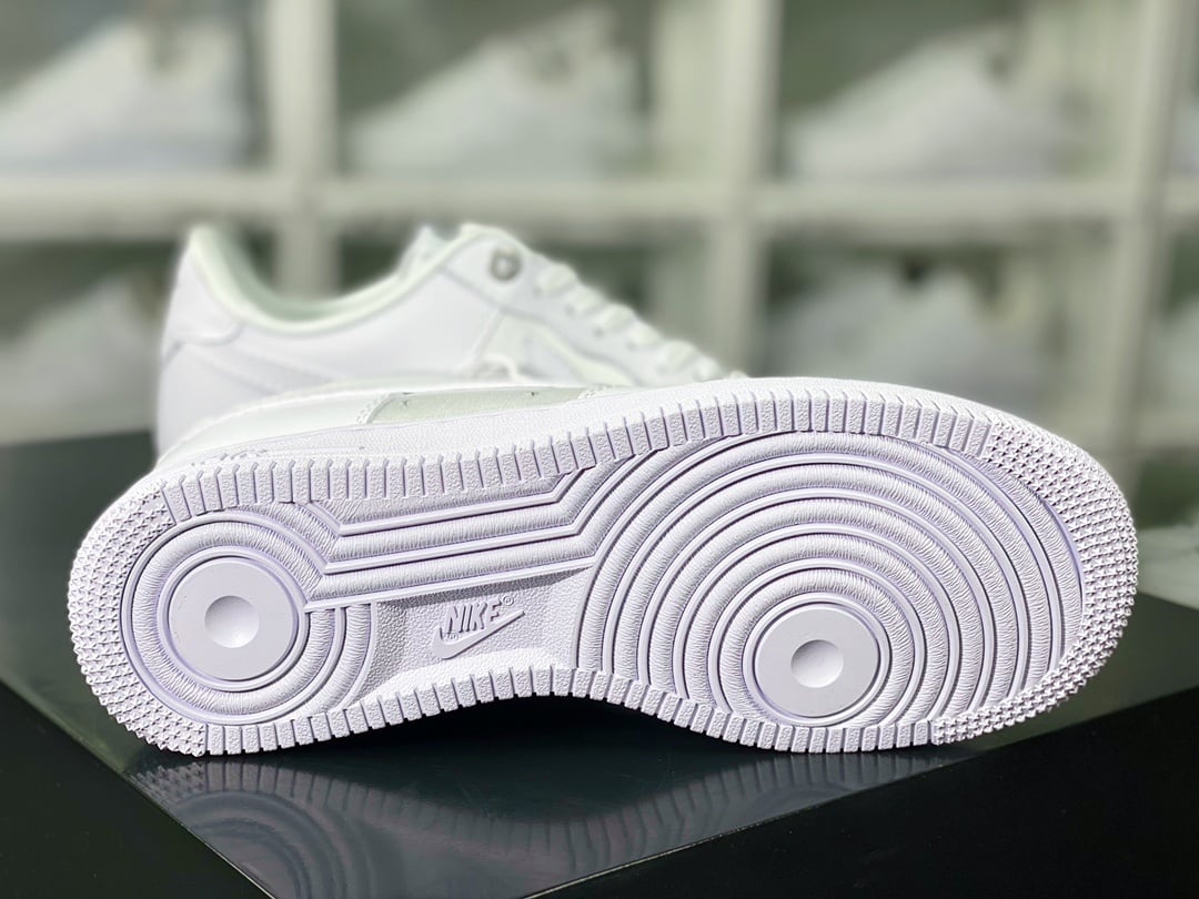 Nike Patchwork Todo Branco em Seda com Prata - Vista 5