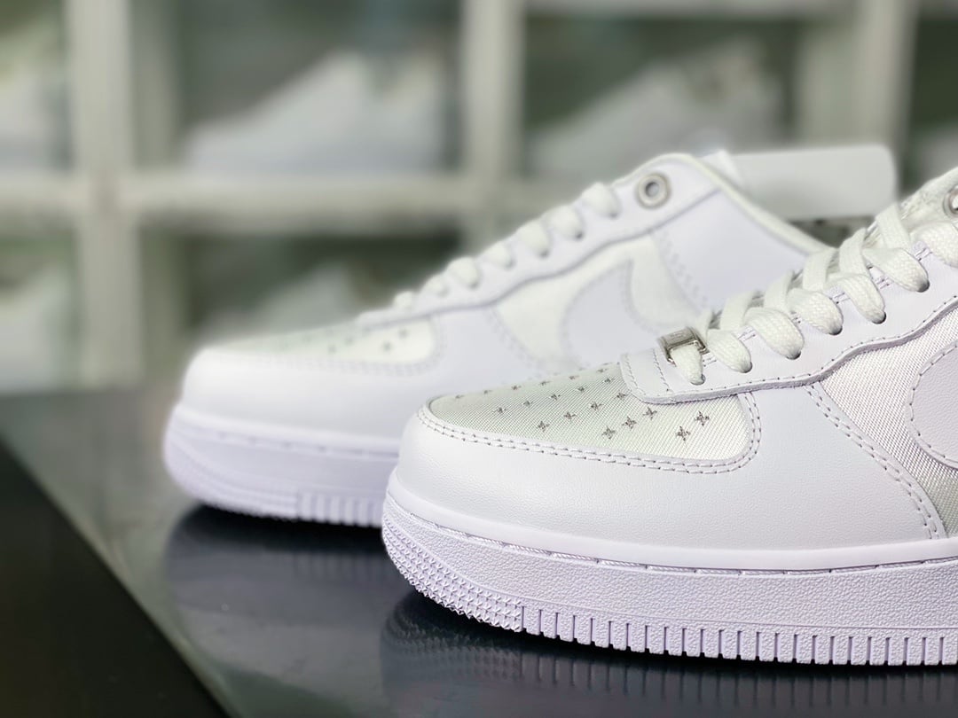 Nike Patchwork Todo Branco em Seda com Prata - Vista 8
