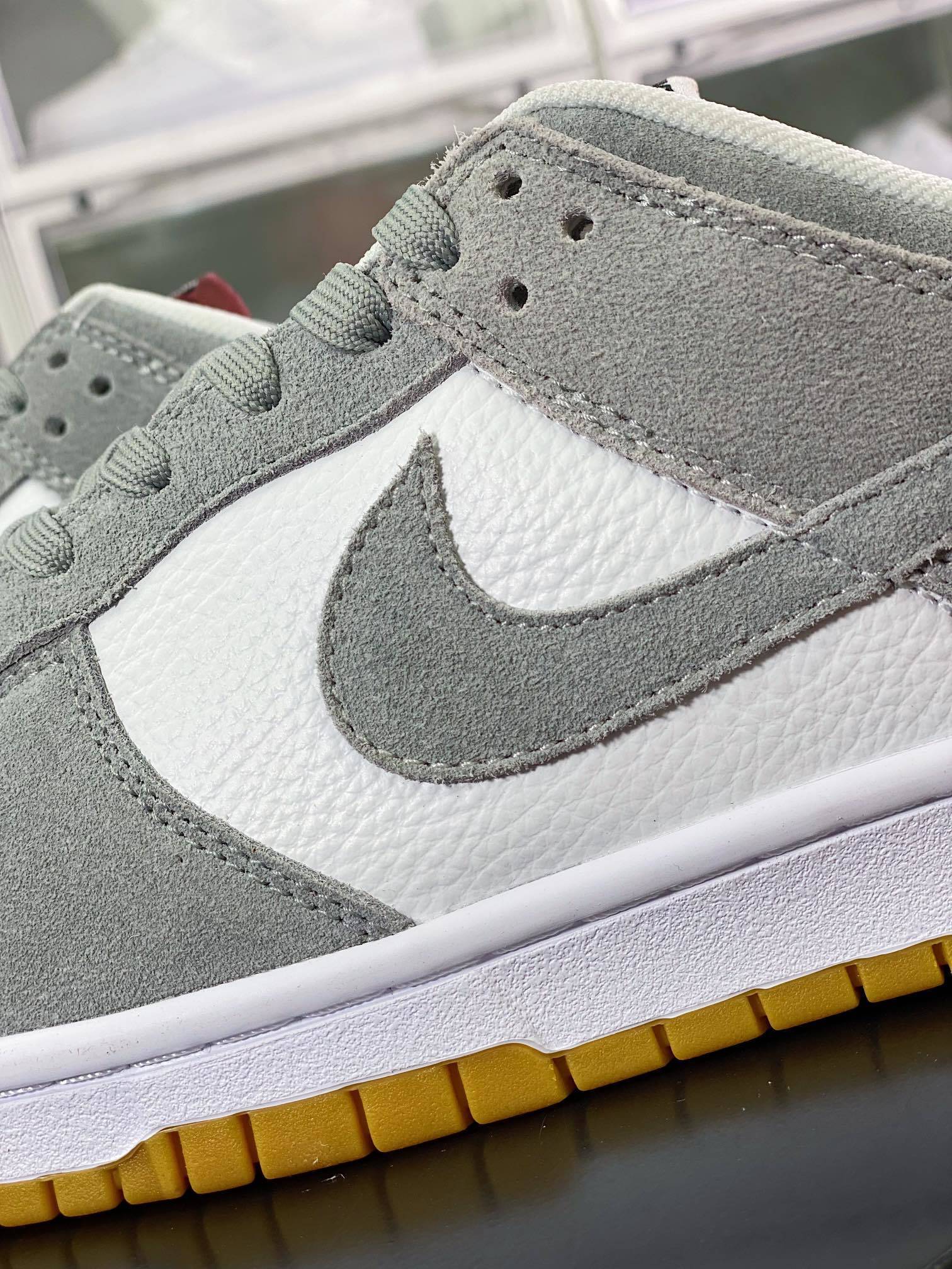 NK Dunk Low Cinza Claro e Branco com Sola de Borracha - Vista 7