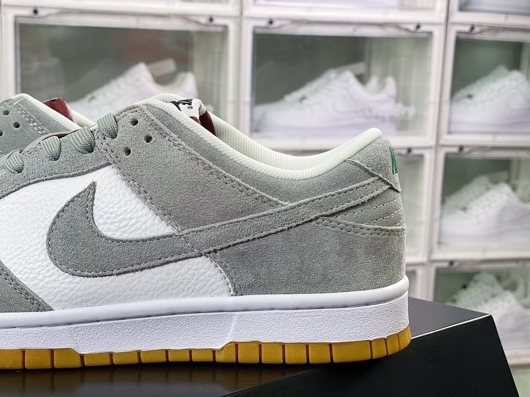 NK Dunk Low Cinza Claro e Branco com Sola de Borracha - Vista 9