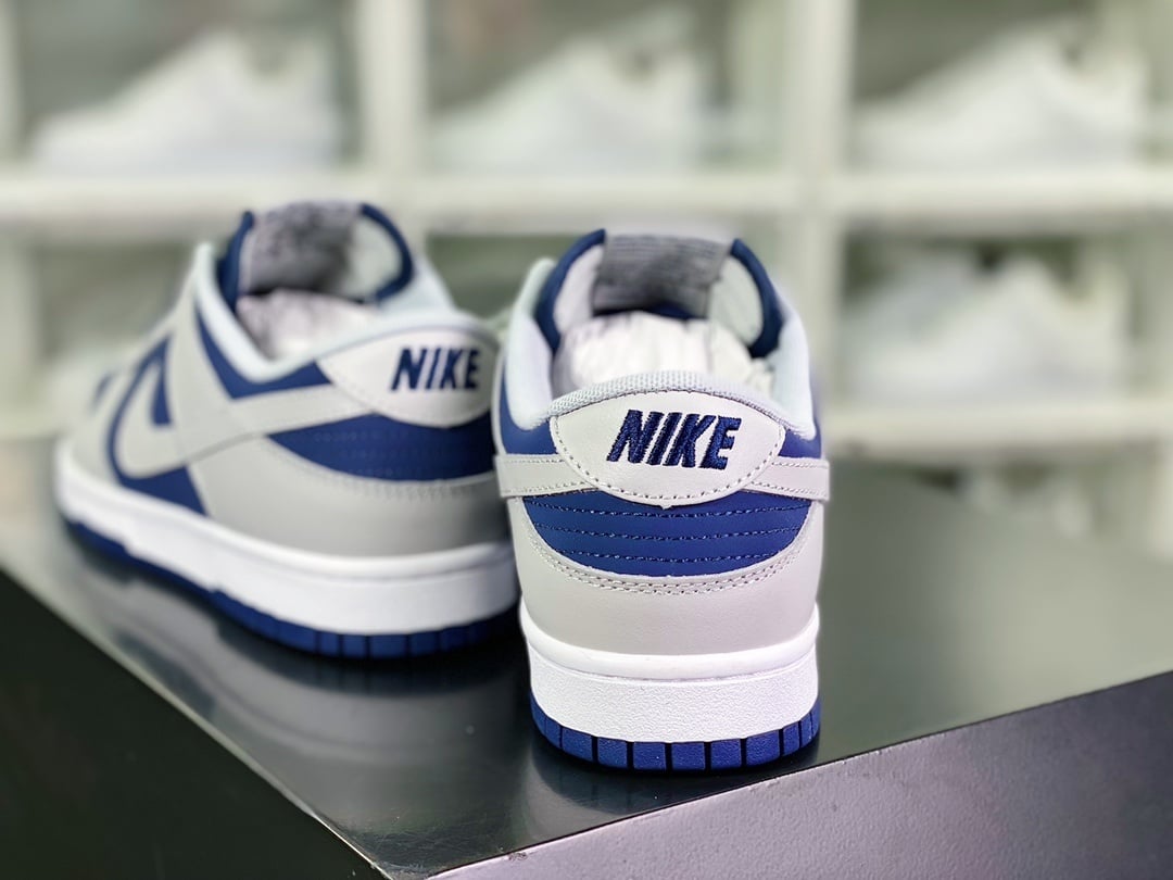NK Dunk Low Patchwork Cinza Fumaça e Azul Marinho - Vista 4