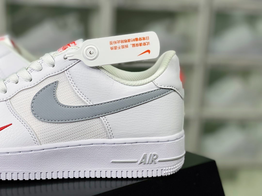 Nike Patchwork Branco, Cinza e Vermelho Double Hook - Vista 9