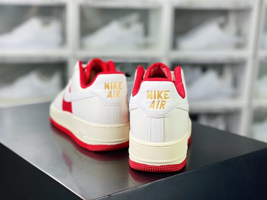 Nike Patchwork Creme e University Red Oxidado - Vista 4